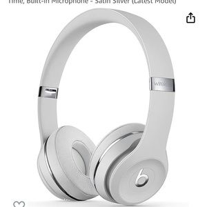 Beats Solo 3 NEW